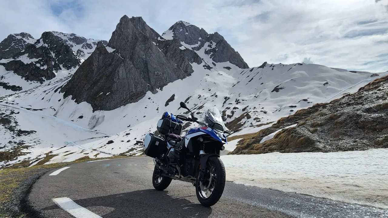 Ultimate Pyrenees Tour